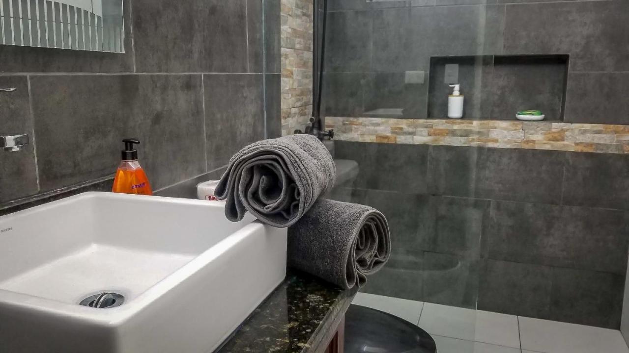 Villa Strelitzia Cabarete ภายนอก รูปภาพ